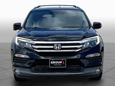 Used 2018 Honda Pilot Touring image 4