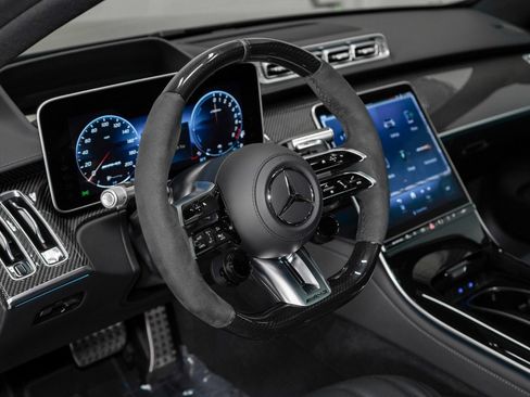 Used 2025 Mercedes-Benz S 63 AMG S image 43