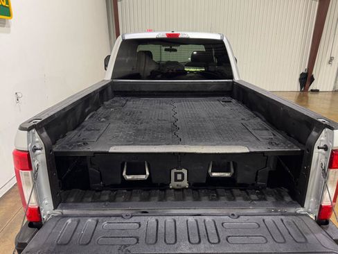 Used 2018 Ford F250 XL w/ Power Equipment Group AWD/4WD image 44
