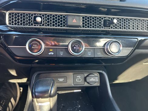 Used 2024 Honda Civic Sport image 27