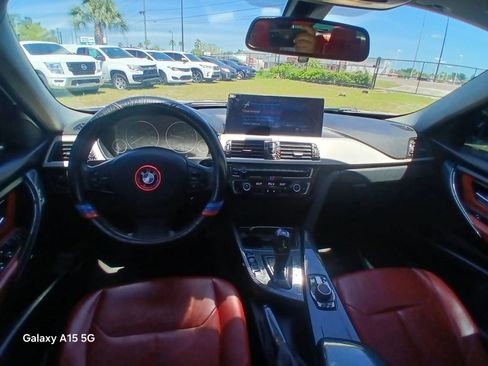 Used 2018 BMW 320i Sedan RWD image 23