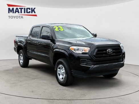 Used 2023 Toyota Tacoma SR AWD/4WD image 1