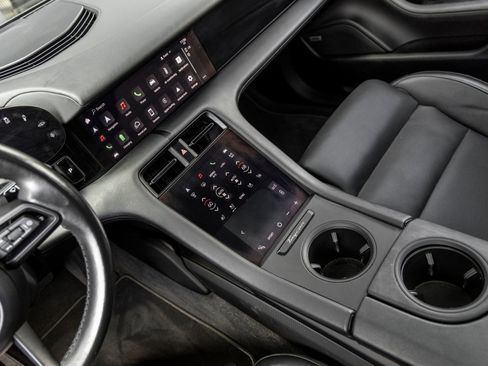 Certified 2020 Porsche Taycan 4S AWD/4WD image 31