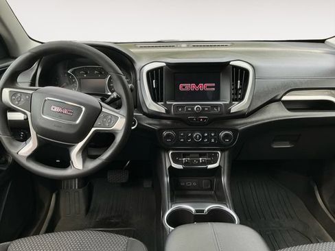 Used 2022 GMC Terrain SLE w/ Driver Convenience Package FWD image 11