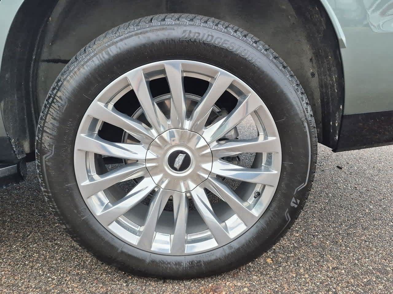 Used 2024 Cadillac Escalade Premium Luxury w/ LPO, Floor Liner Package AWD/4WD image 13