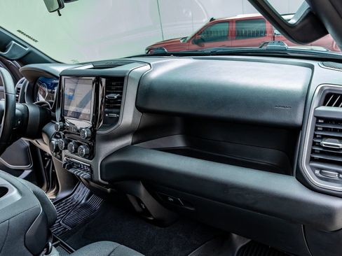 Used 2025 RAM 1500 Classic Warlock AWD/4WD image 18