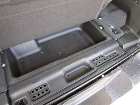 Used 2025 Jeep Wrangler Sport AWD/4WD image 15