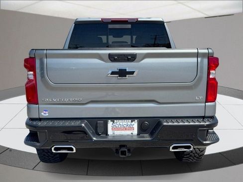 Used 2025 Chevrolet Silverado 1500 LT Trail Boss w/ Convenience Package II image 4