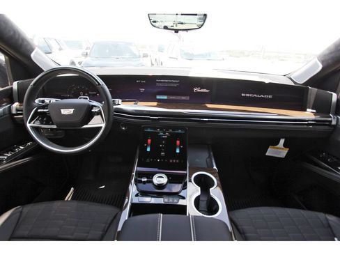 New 2026 Cadillac Escalade Platinum Sport w/ LPO, ONYX Package AWD/4WD image 9