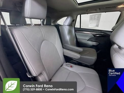 Used 2021 Toyota Highlander Platinum AWD/4WD image 33