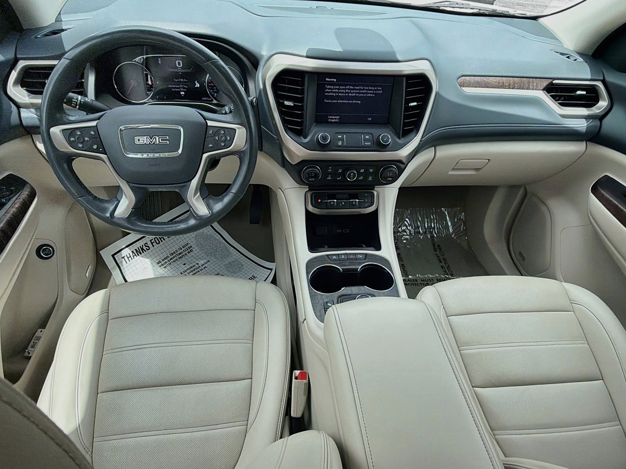 Used 2022 GMC Acadia Denali w/ Denali Ultimate Package FWD image 16