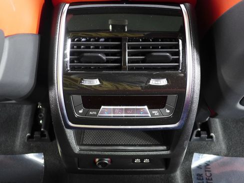 Used 2025 BMW X5 M Competition w/ Executive Package AWD/4WD image 25