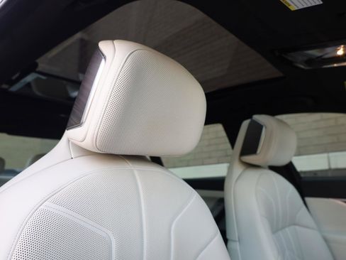 Used 2023 BMW 740i RWD image 29
