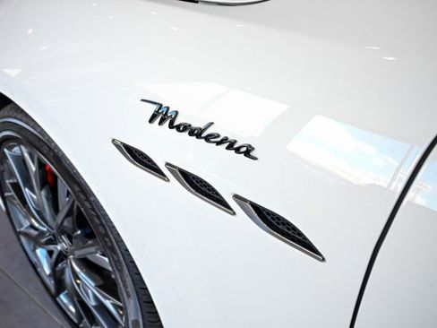 Used 2022 Maserati Ghibli Modena Q4 image 43