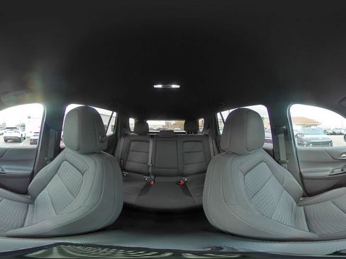 Used 2025 Chevrolet Equinox LT image 41