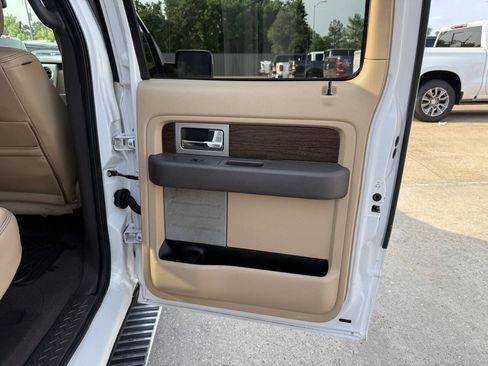 Used 2013 Ford F150 Lariat w/ Mid Equipment Group RWD image 16