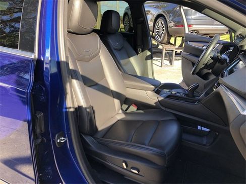 Certified 2023 Cadillac XT5 Luxury image 31