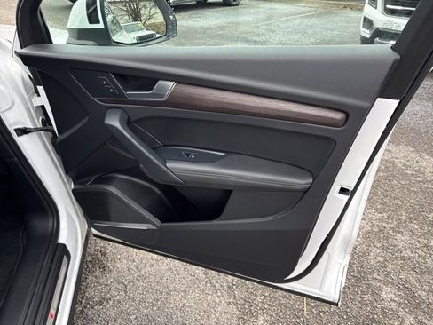 Used 2024 Audi Q5 2.0T Premium Plus image 23