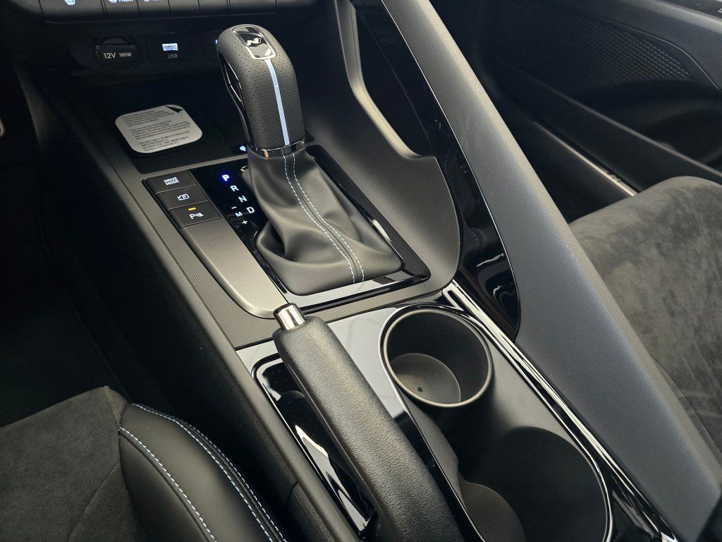 New 2026 Hyundai Elantra N FWD image 33