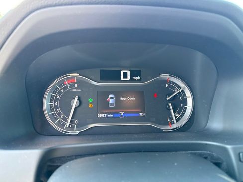 Used 2023 Honda Ridgeline Sport image 14