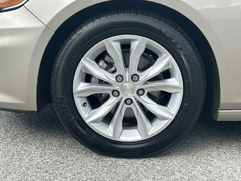 Used 2024 Chevrolet Malibu LT image 11