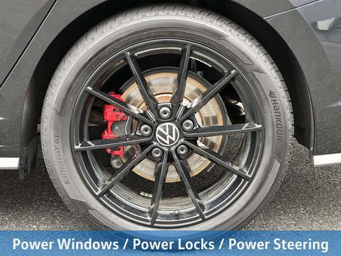 Certified 2025 Volkswagen Jetta GLI Autobahn image 18