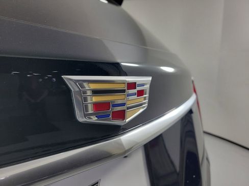 Certified 2024 Cadillac XT5 Luxury FWD image 7
