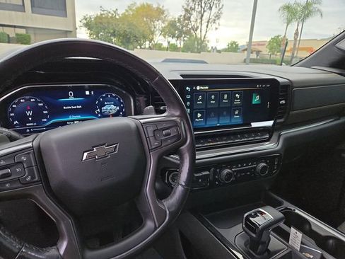 Used 2022 Chevrolet Silverado 1500 ZR2 w/ Technology Package image 6