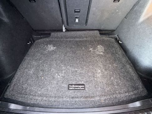 Certified 2022 Volkswagen Taos SE FWD image 25