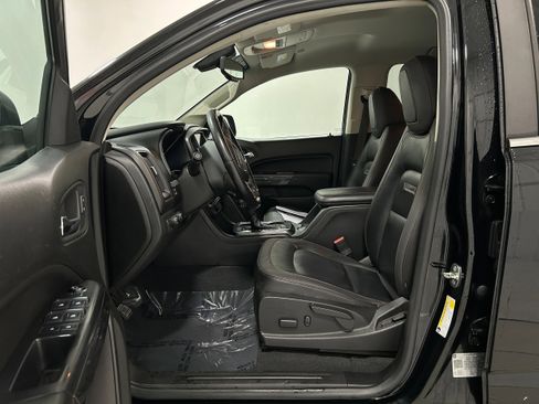 Used 2019 GMC Canyon All Terrain w/ Trailering Package AWD/4WD image 4