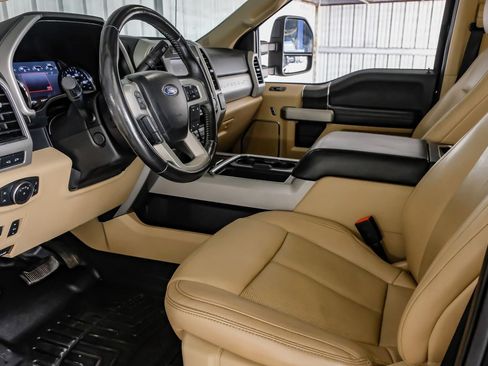 Used 2021 Ford F250 Lariat w/ Lariat Ultimate Package AWD/4WD image 15