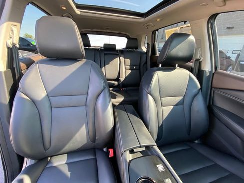 Used 2023 Nissan Rogue SV w/ SV Premium B Package FWD image 28