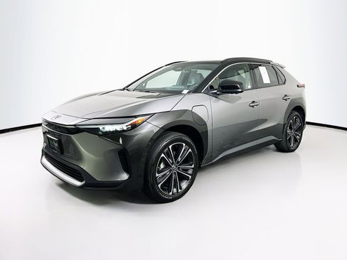 Used 2024 Toyota bZ4X AWD w/ Weather Package image 3