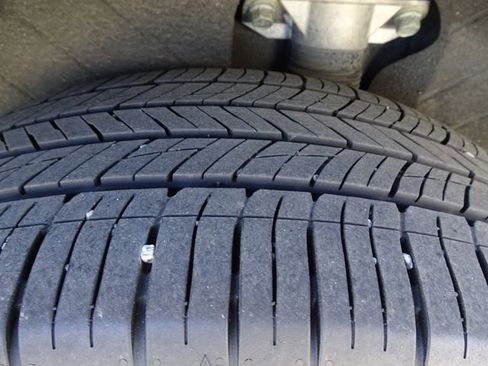 Used 2020 Hyundai Santa Fe Limited image 41