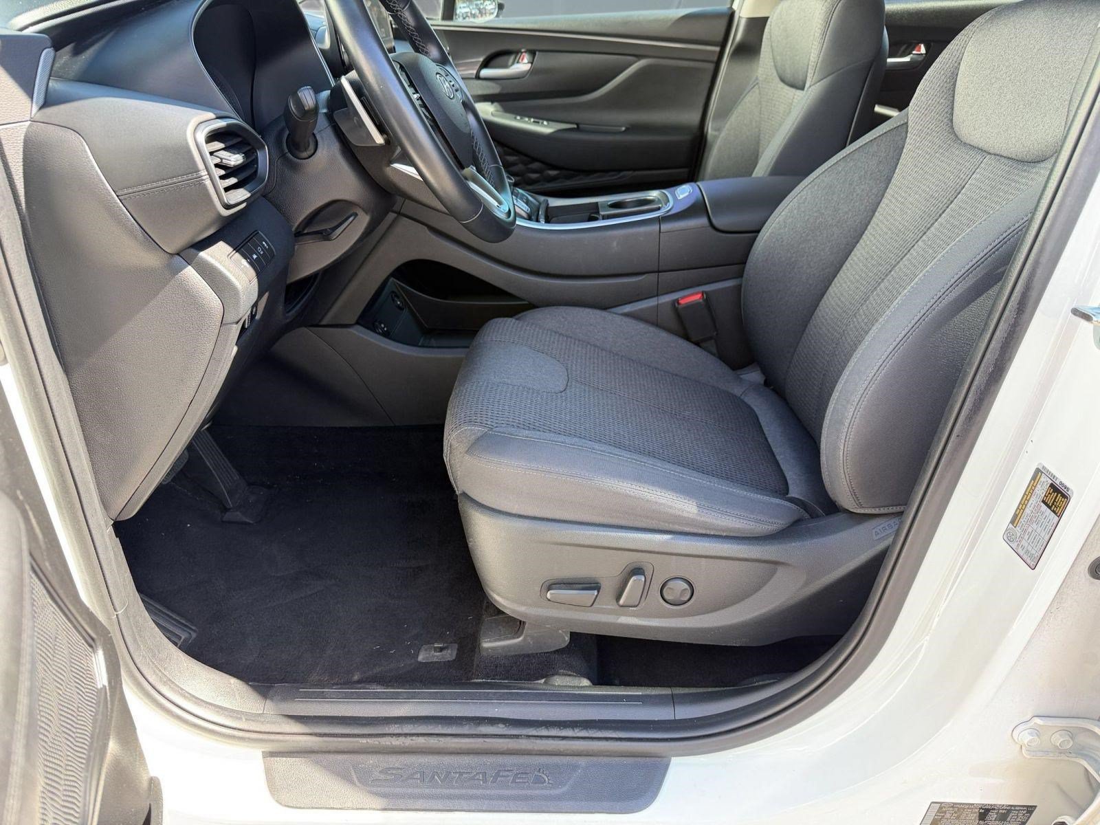 Used 2023 Hyundai Santa Fe SEL AWD/4WD image 4