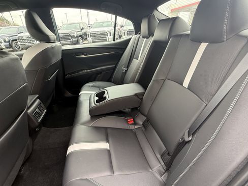 Certified 2025 Toyota Camry SE w/ Convenience Package image 7