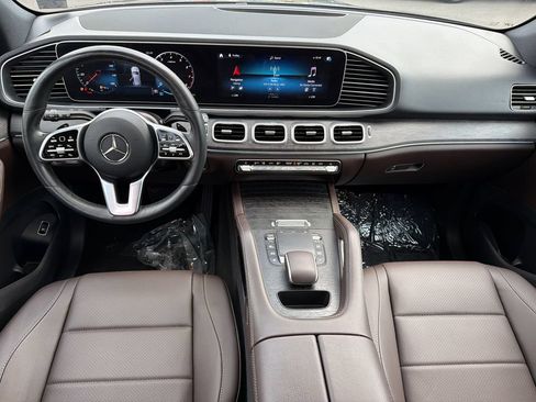 Used 2022 Mercedes-Benz GLE 350 4MATIC w/ Premium Package image 17
