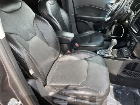 Used 2020 Jeep Compass Limited image 25