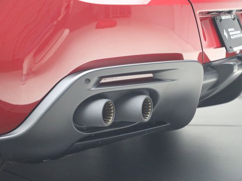 Certified 2025 Ferrari Roma Spider RWD image 38