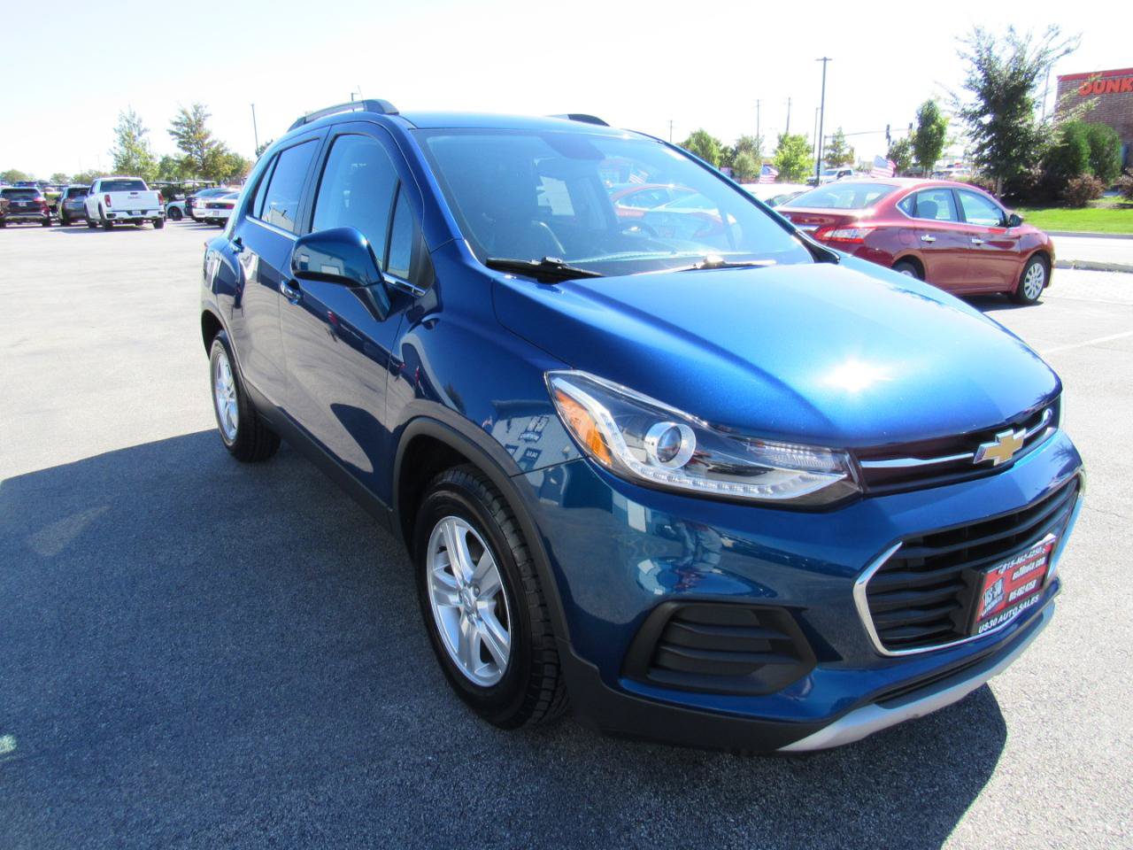 Used 2019 Chevrolet Trax LT w/ LT Convenience Package FWD image 8