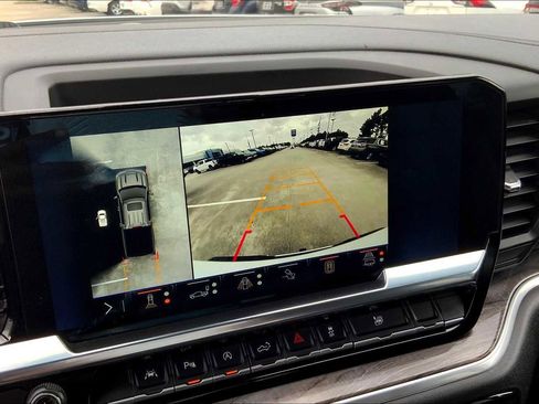 Used 2024 Chevrolet Silverado 1500 LTZ w/ LTZ Convenience Package II AWD/4WD image 28