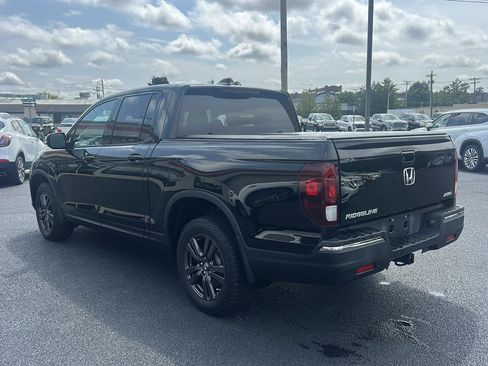 Used 2020 Honda Ridgeline Sport image 7