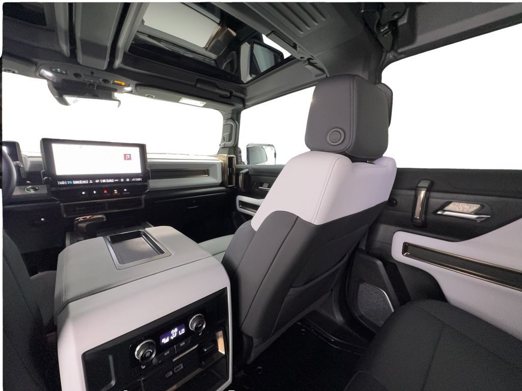 Used 2024 GMC Hummer EV 3X AWD/4WD image 44