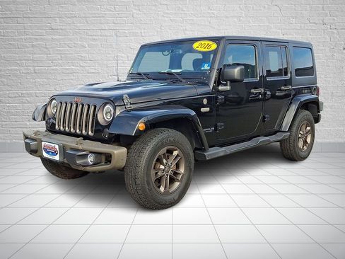 Used 2016 Jeep Wrangler Unlimited Sahara image 1