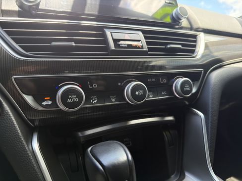 Used 2022 Honda Accord Sport image 7