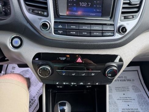 Used 2016 Hyundai Tucson Sport image 25