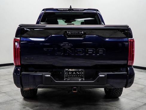 Used 2022 Toyota Tundra Platinum image 8