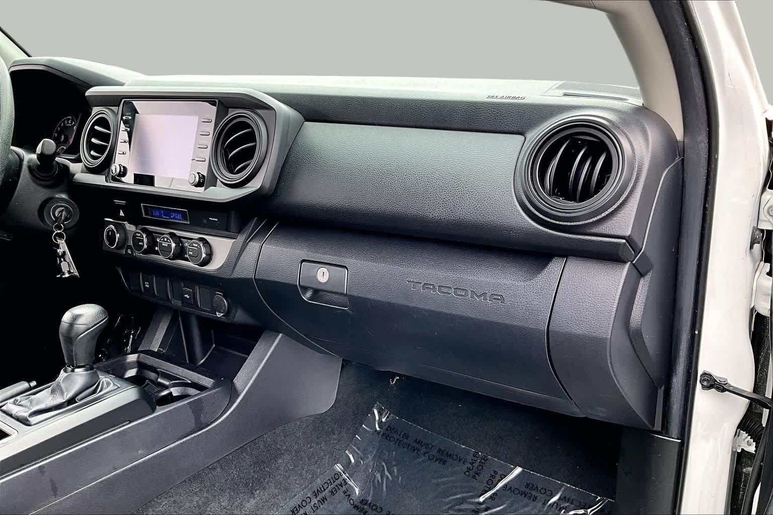 Used 2022 Toyota Tacoma SR AWD/4WD image 18