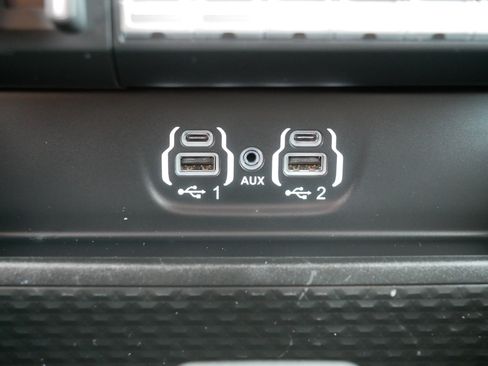 Used 2021 RAM 2500 Laramie w/ Night Edition AWD/4WD image 32