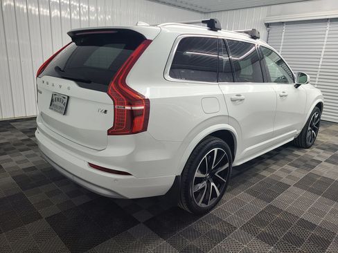 Used 2022 Volvo XC90 T6 Momentum w/ Advanced Package AWD/4WD image 11